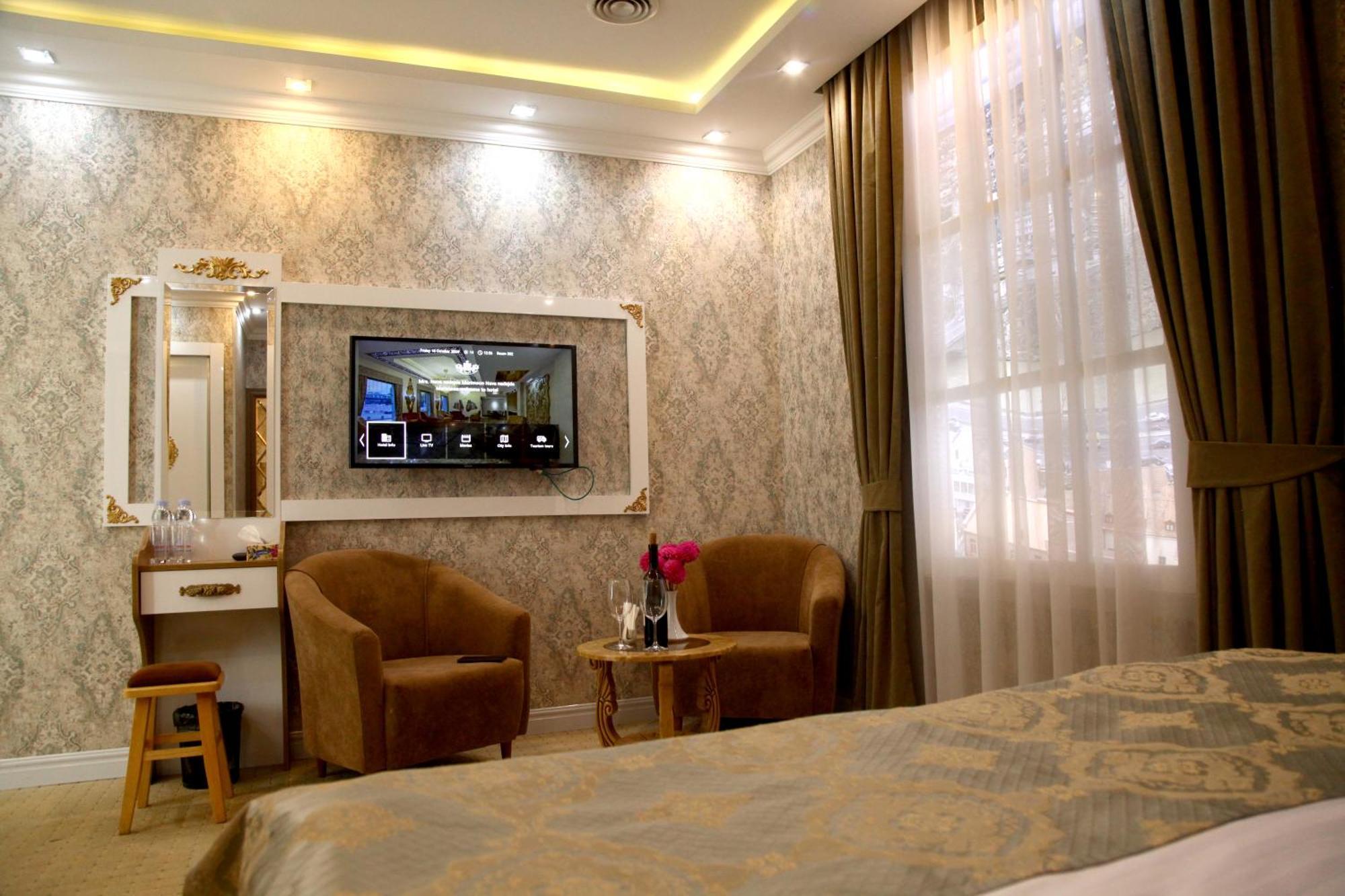 Aqua Hotel Тбілісі Екстер'єр фото