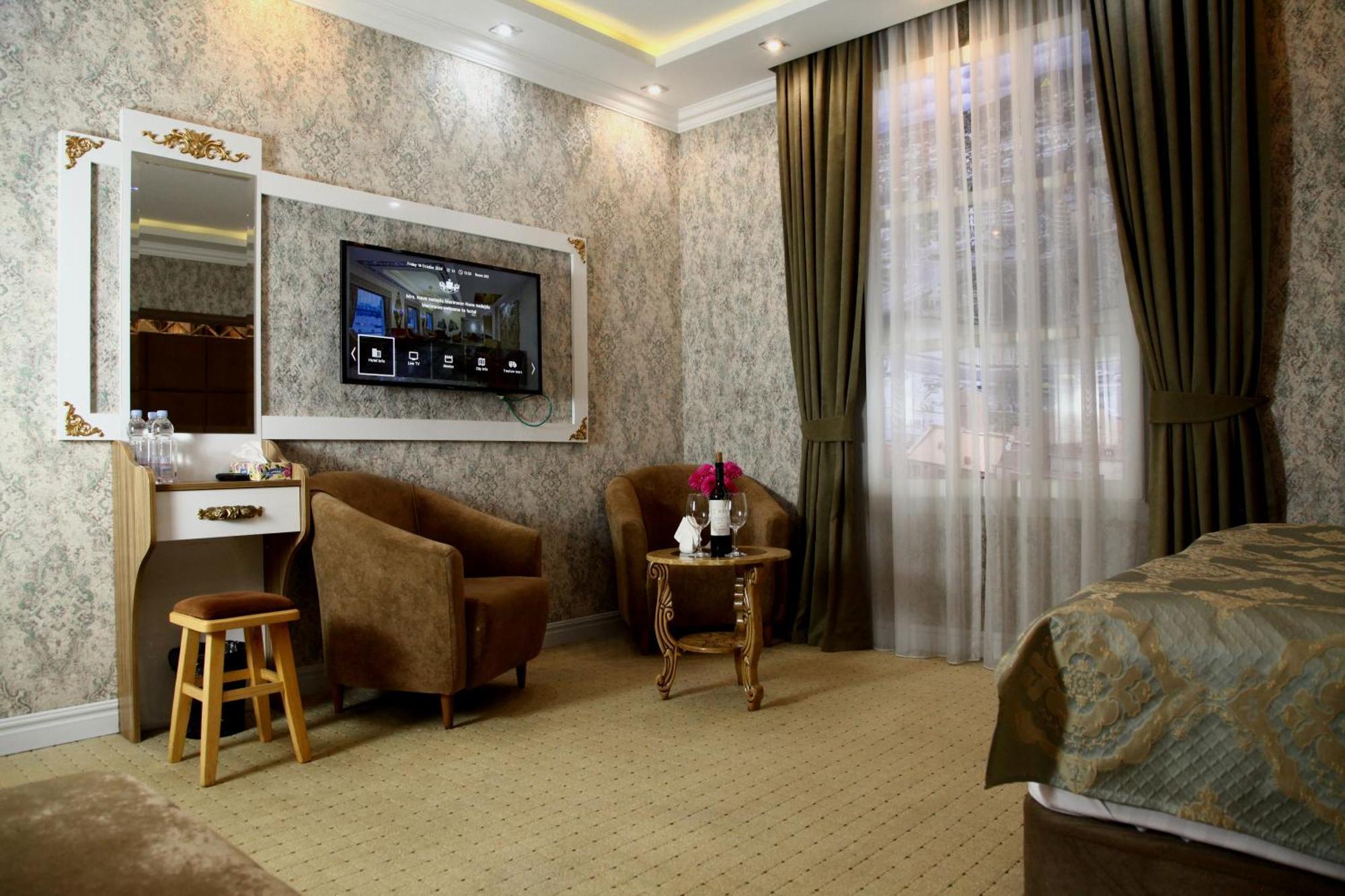 Aqua Hotel Тбілісі Екстер'єр фото